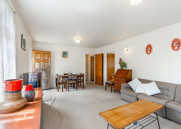  at 115 Sunnyside Road, Sunnyvale, Auckland
