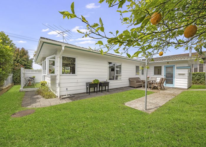  at 1/10 Mountain Road, Mount Wellington, Auckland City, Auckland