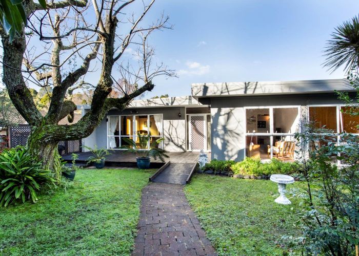  at 4 Awaruku Road, Torbay, Auckland
