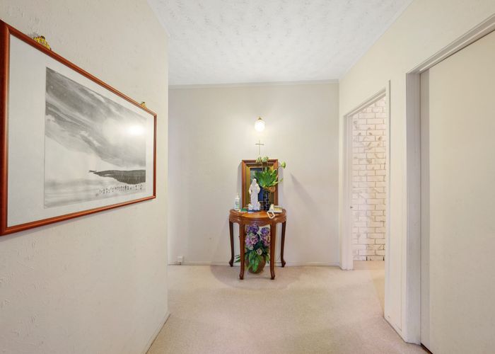  at 14 Ganymede Place, Half Moon Bay, Auckland