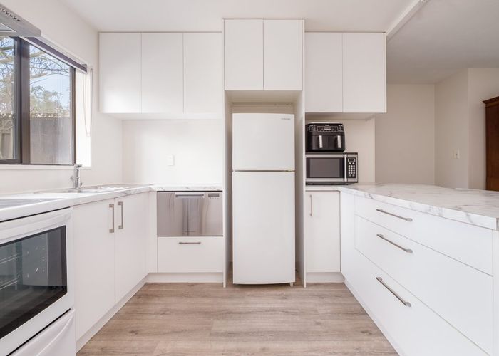  at 2/112A Poulson Street, Addington, Christchurch City, Canterbury
