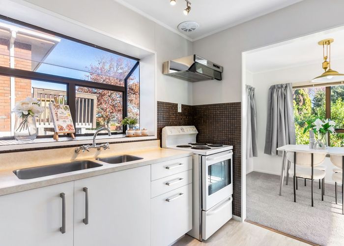  at 1/25 Ciprian Place, Henderson, Waitakere City, Auckland