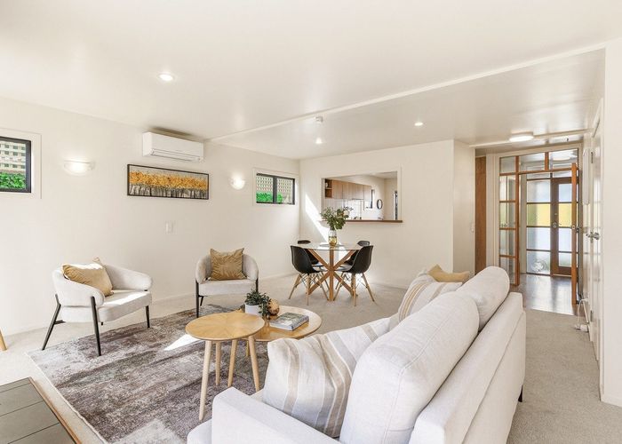  at 2D Hatton Street, Karori, Wellington, Wellington