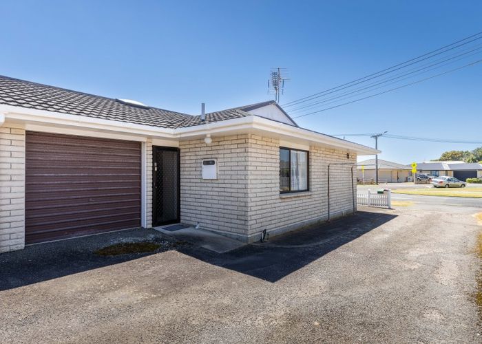  at 2 Vogel Street, Fitzroy, New Plymouth