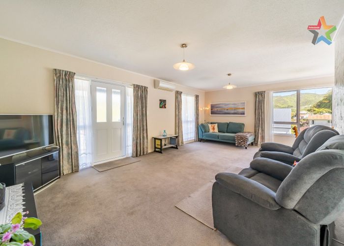  at 5 Ruth Grove, Karori, Wellington