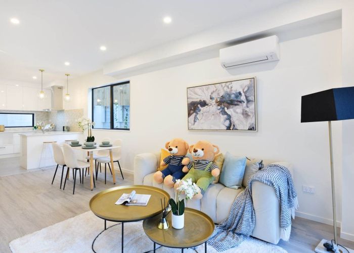  at 15F Tabitha Crescent, Henderson, Auckland