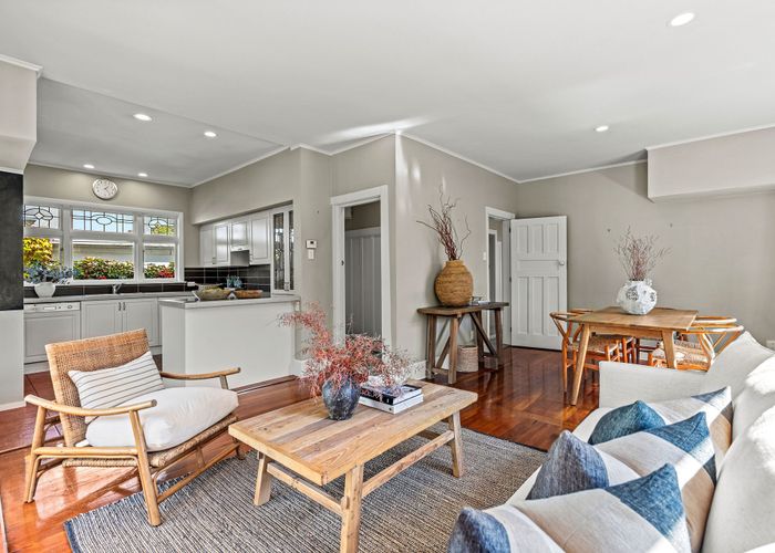  at 94 Clyde Road, Fendalton, Christchurch City, Canterbury