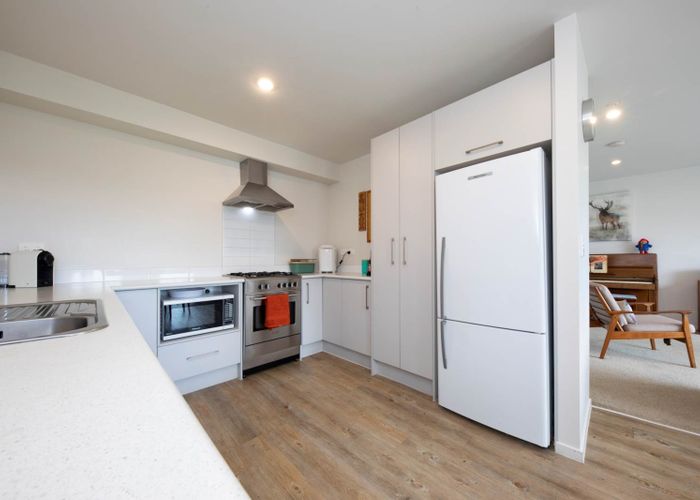  at 19 Apple Orchard Way, Sunnyvale, Auckland