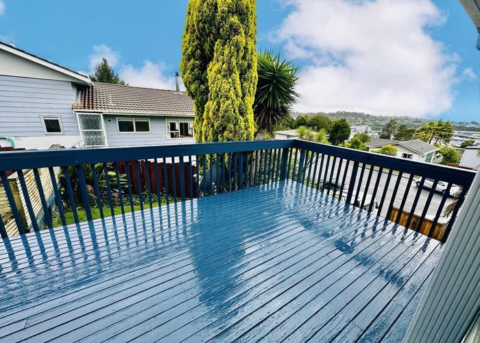  at 10 Celeste Place, Totara Vale, North Shore City, Auckland