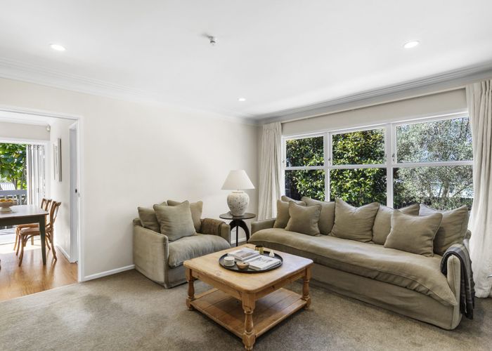  at 1/54 Fairclough Road, Beach Haven, Auckland