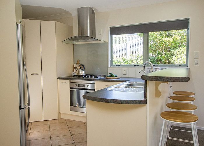  at 5/33 Box Hill, Khandallah, Wellington, Wellington