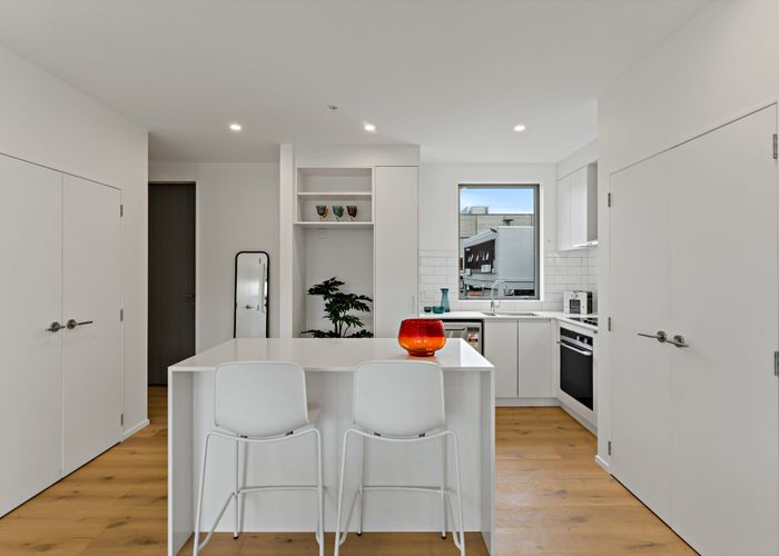  at 10/4 Norana Avenue, Remuera, Auckland City, Auckland