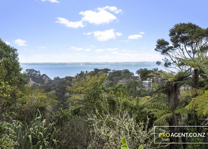 at 77 Tane Road, Laingholm, Waitakere City, Auckland