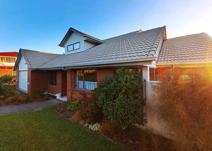  at 18 Sharples place, Somerville, Manukau City, Auckland