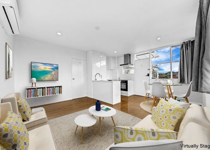  at 4/29 Exminster Street, Blockhouse Bay, Auckland City, Auckland