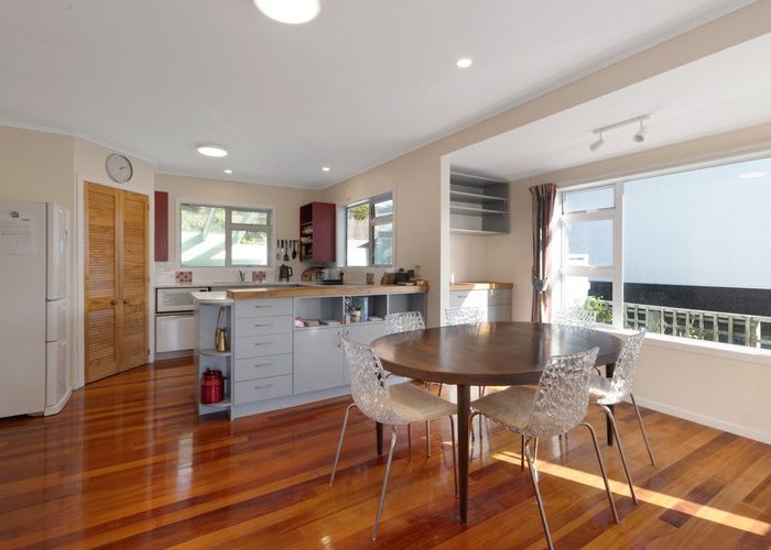  at 16 Bristol Street, Island Bay, Wellington, Wellington
