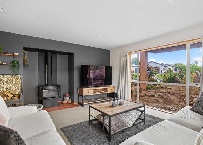  at 37 Kamaka Crescent, Bridge Hill, Alexandra