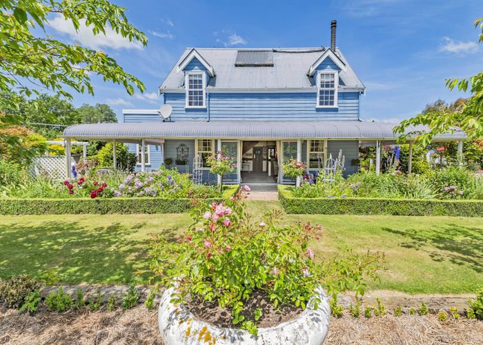 For sale 215 Ridgens Road, Greendale, Selwyn, Canterbury homes.co.nz