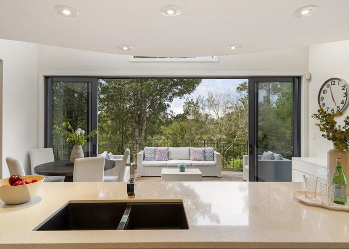  at 6 Hobson Heights Road, Lucas Heights, Auckland