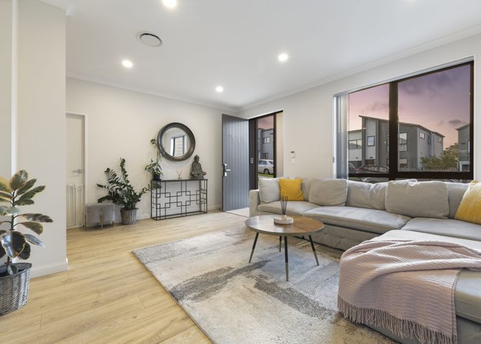  at 13  Kapara Street, Flat Bush, Manukau City, Auckland