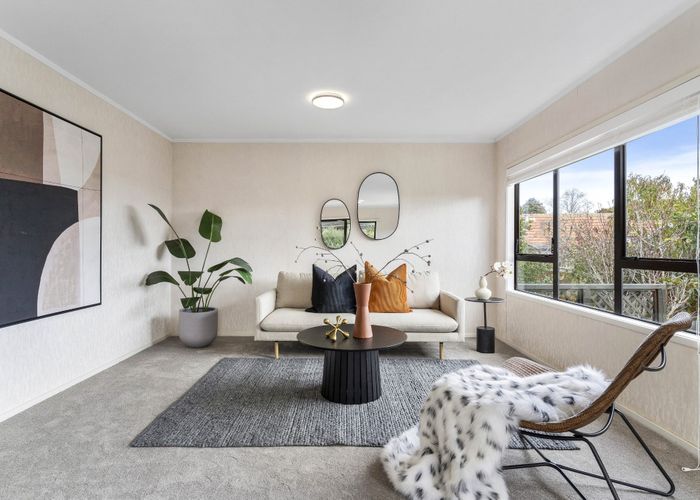  at 5 Winstone Road, Mount Roskill, Auckland