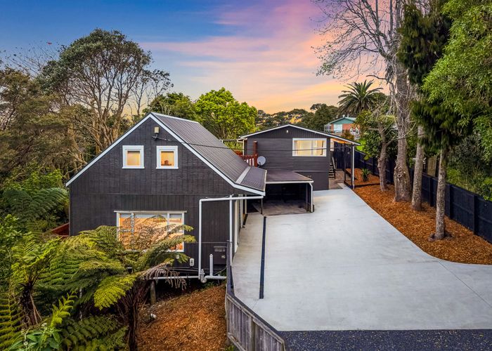  at 380 Huia Road, Titirangi, Waitakere City, Auckland