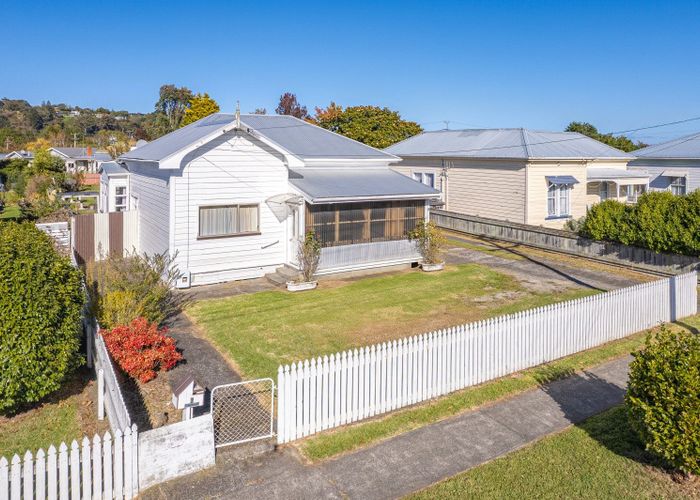  at 8 Wakefield Street, Whanganui East, Whanganui