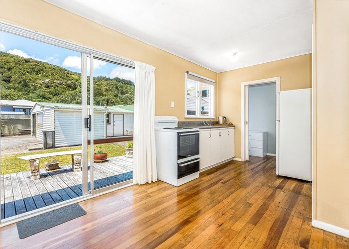  at 53 Peel Place, Wainuiomata, Lower Hutt, Wellington
