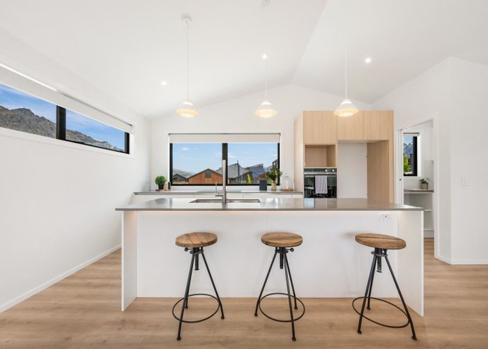  at 8 Southdown Road, Hanley's Farm, Jacks Point, Queenstown-Lakes, Otago