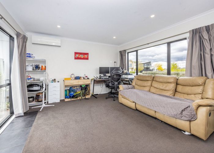  at 4 Ridgedale Crescent, Flagstaff, Hamilton, Waikato