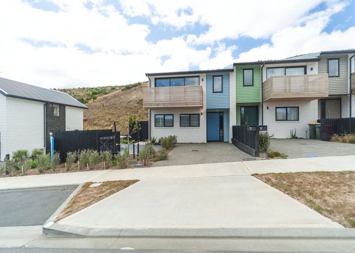  at 33 Oakum Road, Whitby, Porirua, Wellington