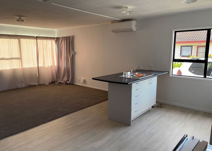  at 6 Glenlea Place, Flat Bush, Manukau City, Auckland