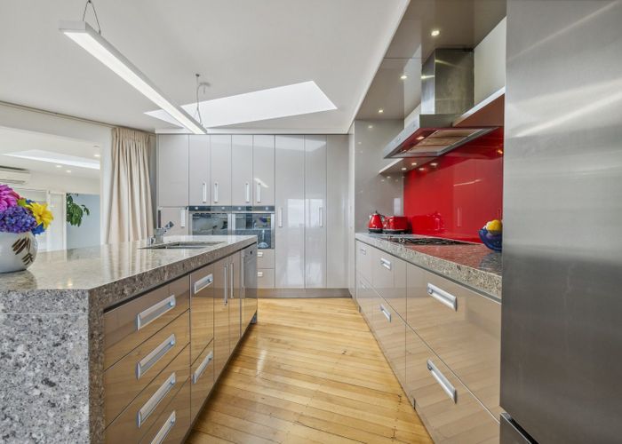  at 49 Lookout Road, Hataitai, Wellington