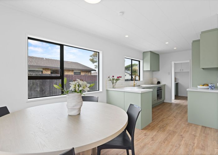  at 42 Queenspark Drive, Parklands, Christchurch City, Canterbury