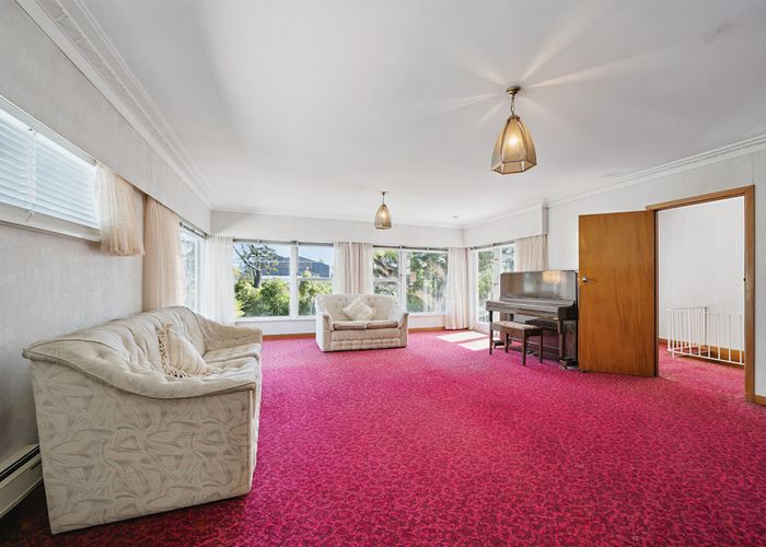  at 18 Millbrook Road, Henderson, Waitakere City, Auckland