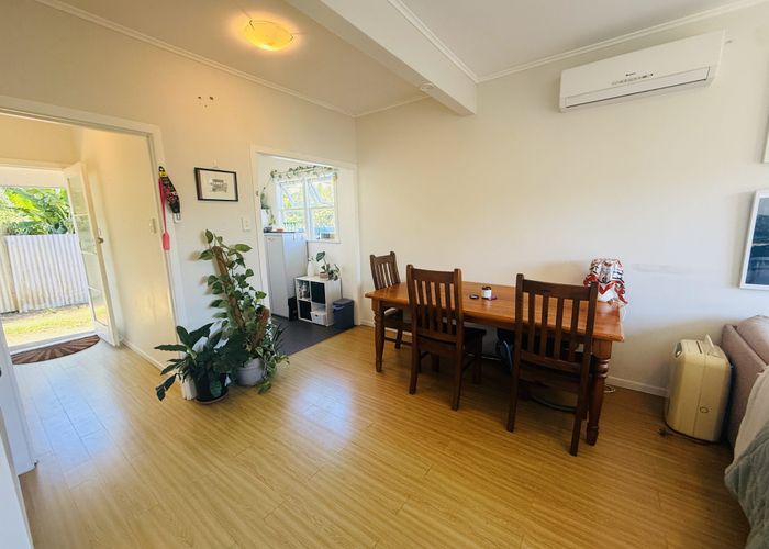  at 2/128a Hendon Avenue, Mount Albert, Auckland City, Auckland