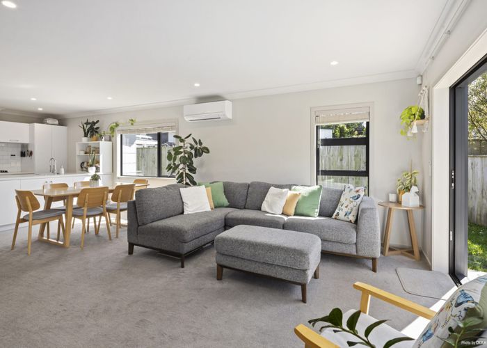  at 43 Brindle Way, Newlands, Wellington