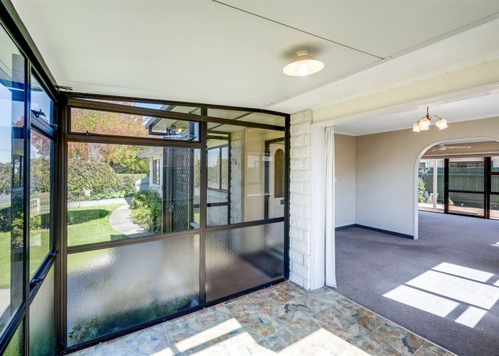  at 1/52 Avondale Road, Taradale, Napier