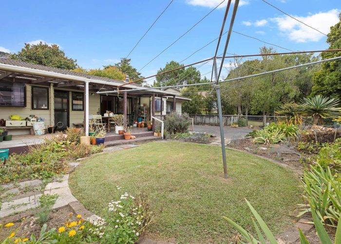  at 3 Birdwood Road, Swanson, Waitakere City, Auckland