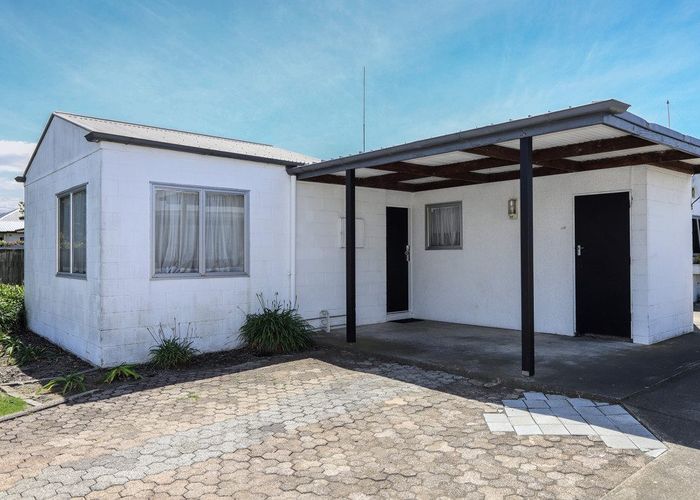  at 1/204 Grove Road, Mayfair, Hastings