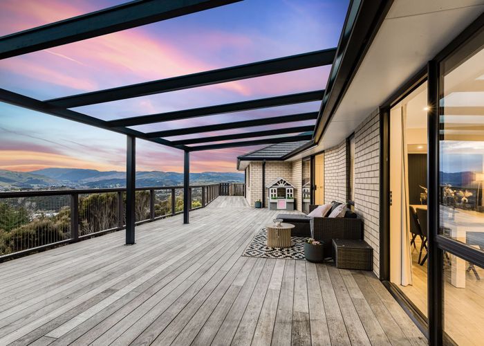  at 27 Topsail Way, Whitby, Porirua, Wellington