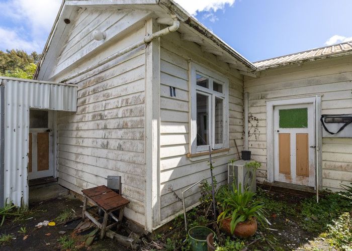  at 18 Joseph Street, Pukemiro