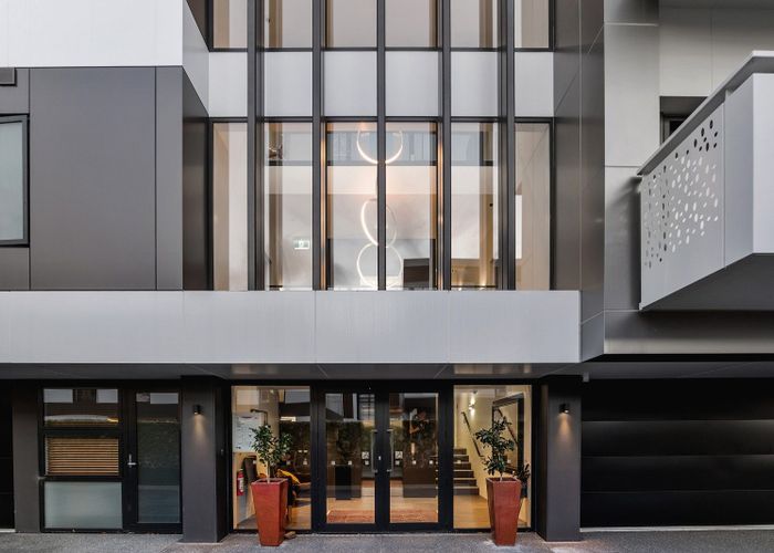  at 4/30 Peterborough Street, City Centre, Christchurch City, Canterbury