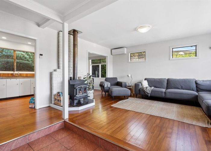  at 8 James Grove, Stokes Valley, Lower Hutt, Wellington