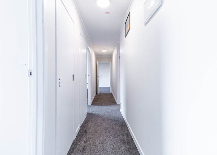  at 2/15 Seabar Place, Glen Eden, Waitakere City, Auckland