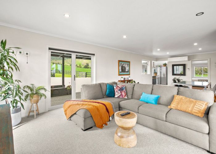  at 1385 South Road, Oakura, New Plymouth, Taranaki