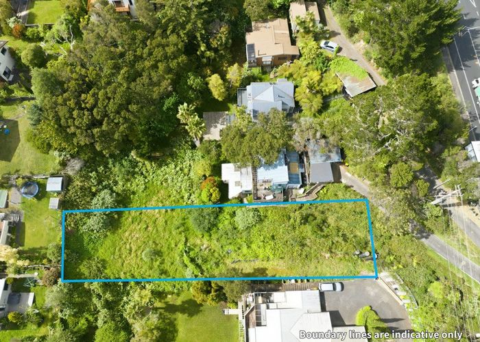  at 657 East Coast Road, Browns Bay, North Shore City, Auckland