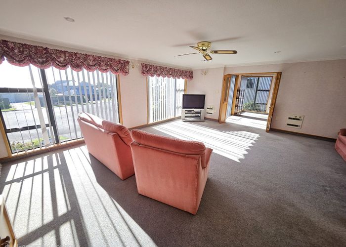  at 27 Loris Place, Karoro, Grey, West Coast