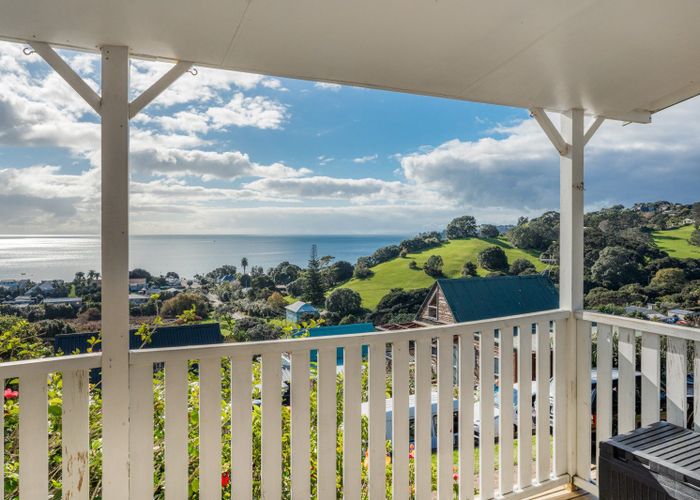  at 5/8 Victoria Road North, Onetangi, Waiheke Island, Auckland