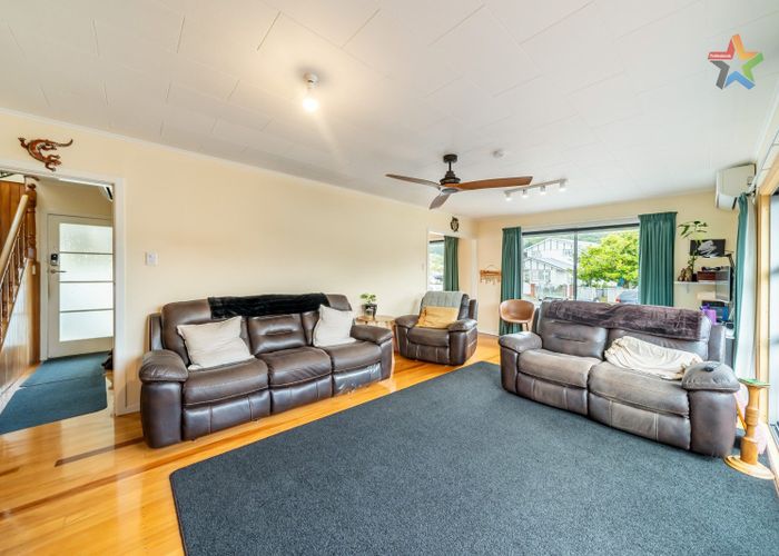  at 30 Matthews Road, Wainuiomata, Lower Hutt